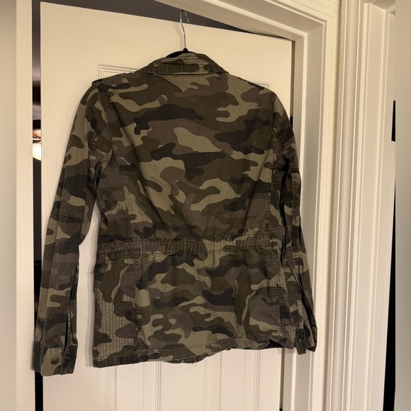 Love tree green camo jacket size m - Picture 4 of 5
